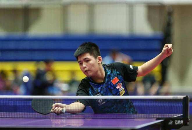 形容他的执 形容他的执