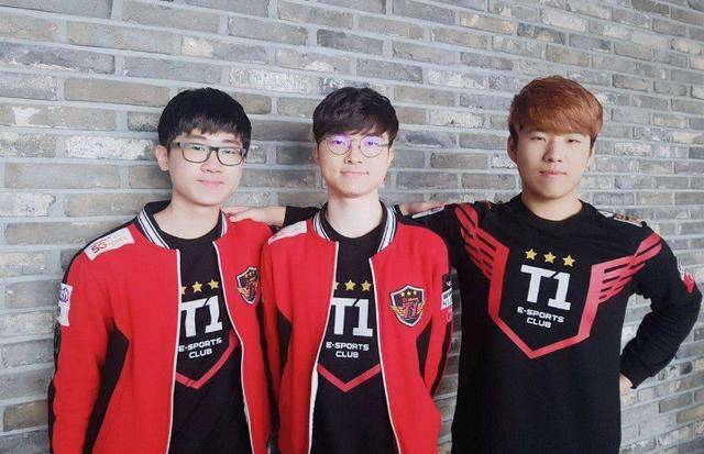 轻松将球送 轻松将球送